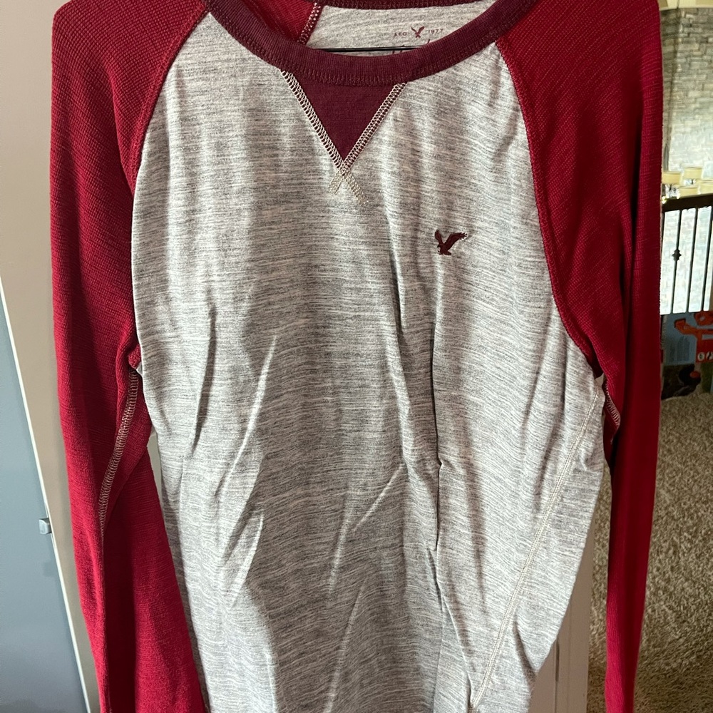 American eagle long sleeve thermal